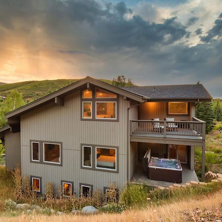 Mason By Avantstay Sleeps 16 Modern Mountain Escape W Hot Tub بارك سيتي المظهر الخارجي الصورة