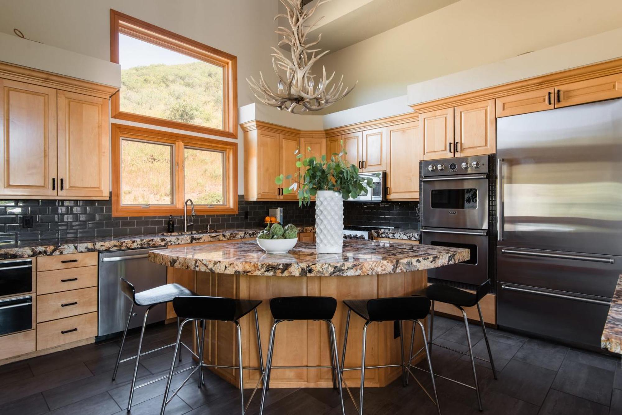 Mason By Avantstay Sleeps 16 Modern Mountain Escape W Hot Tub بارك سيتي المظهر الخارجي الصورة
